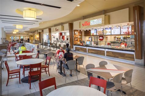 Stalls offer thai, vietnamese, chinese, korean and japanese foods including bento boxes and sushi, ramen noodles. Cumberland Mall
