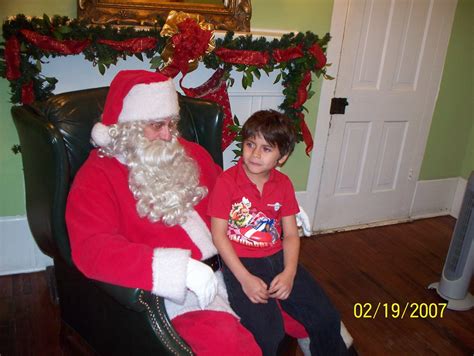 When Should You Tell Your Kids The Truth About Santa Claus By Ruby