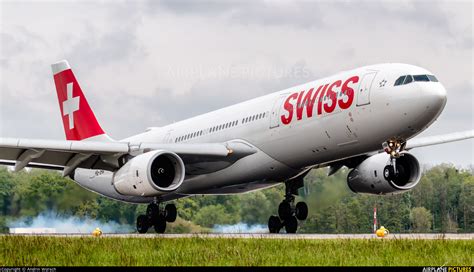Hb Jhm Swiss Airbus A330 300 At Zurich Photo Id 1196943 Airplane