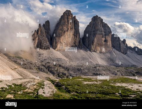 To Hike Around The Tre Cime Di Lavaredo The Most Famous Mountains In