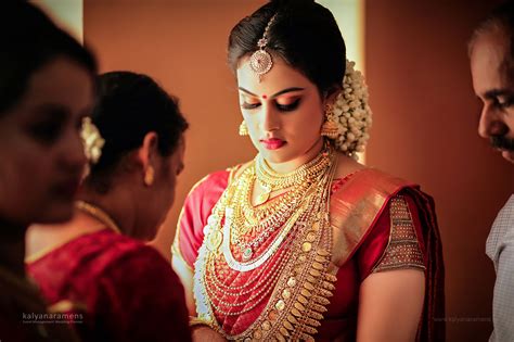 Anandhi ajay facebook page disclaimer: Serial Actress Bhavana Wedding Photos | Kerala Wedding Style