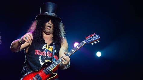 Watch Slash Appears In New Capitol One Back Commercial 98rock