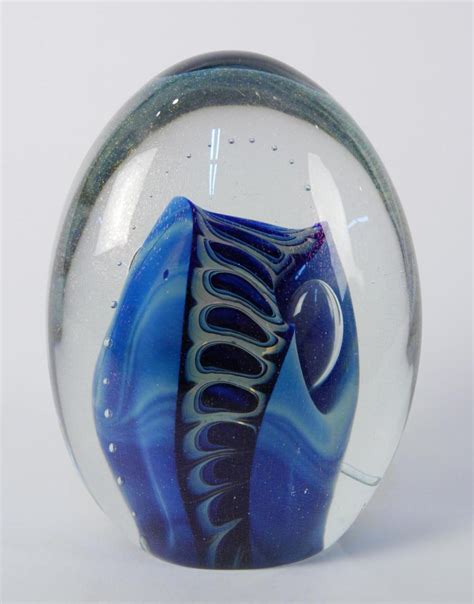 Sold Price Robert Eickholt Art Glass Paperweight September 6 0118 9 30 Am Edt