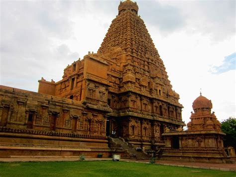 Thanjavur Brihadeeswarar Temple Places To Visit And Travel Guide To