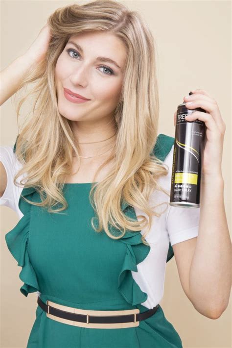 How To Create Soft Retro Curls Without A Curling Iron