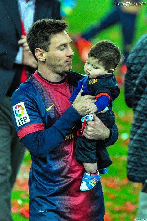 Messi With Son Wp Contentuploads201512messi