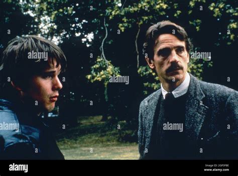 Waterland From Left Ethan Hawke Jeremy Irons 1992 Ph © Fine Line