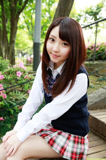 Yoshiko Suenaga Japanese Cute Idol Sexy Schoolgirl Uniform Fashion