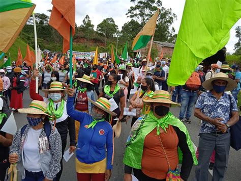 Este viernes 28 de mayo se cumple un mes desde el inicio del paro nacional en colombia, y por ello, fue convocada una nueva jornada de manifestaciones a nivel nacional. La movilización está en ascenso: Colombia desarrolla otro ...