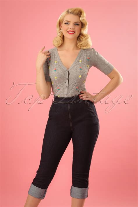 Like the clothing, the shoes of the '90s fell into the same trend categories. 50s Charlie Capris in Denim