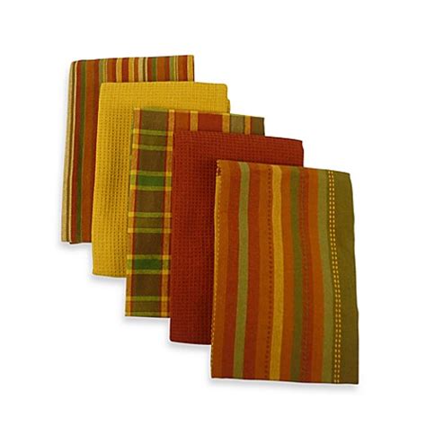 Kitchen towels & ensembles help clean up big messes and spills while adding style to your decor. Buy Spice Oversized 5-Piece Kitchen Towel Set from Bed ...