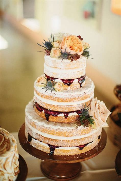 Best wedding cakes sioux falls : 20 Delicious Fall Wedding Cakes that WOW - EmmaLovesWeddings