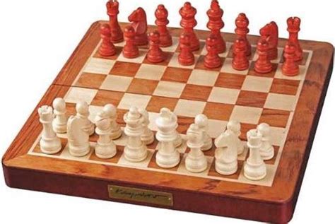 Kasparov International Master Chess Set Games Bol