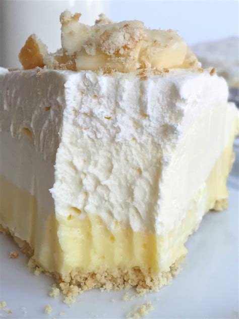 Slice bananas into desired thickness. {no bake, creamy} Triple Layer Banana Pudding Cheesecake ...