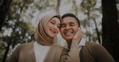 Berikut adalah beberapa tanggung jawab suami terhadap istri dalam kekristenan. Hargai apa yang kita miliki, isteri bukan bebanan suami