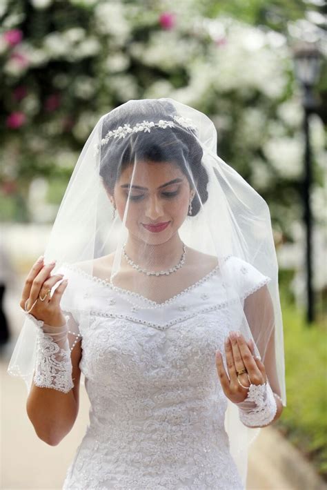 Real Brides Reveal The One Beauty Tip Youll Give Other Brides Best