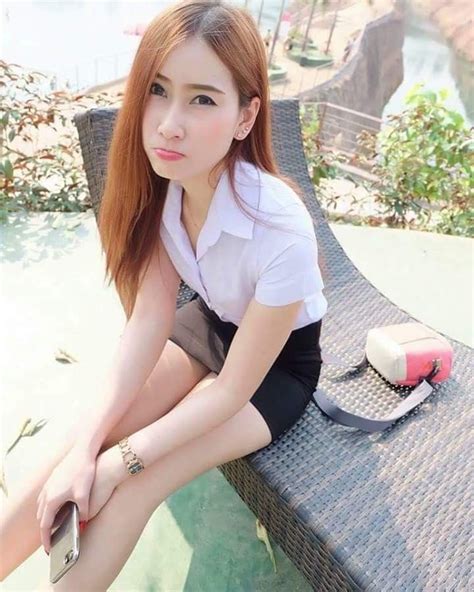 ปักพินโดย มานะ ใน กระโปรงสั้น แฟชั่น สาวมหาลัย กระโปรงสั้น