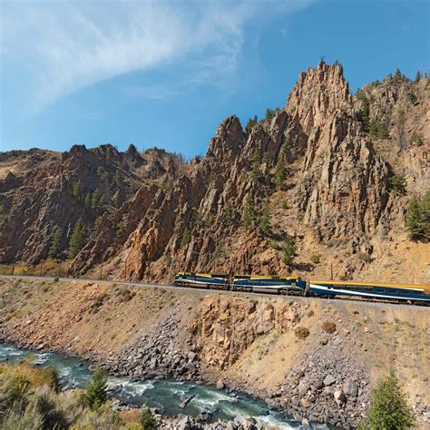 Rocky Train Vacations Rocky Mountaineer Usa Moab To Denver