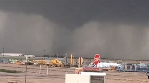 Seven Injured As Tornado Strikes Near Tulsa