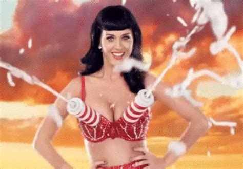 The 17 Sexiest S Of Katy Perry Maxim