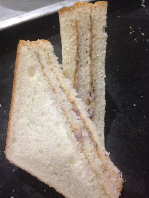 Antaranya, sandwich sardin, sandwich telur, sandwich ayam dan sandwich seafood. Resepi & Cara Membuat Sandwich Telur Dan Sardin - Resepi ...