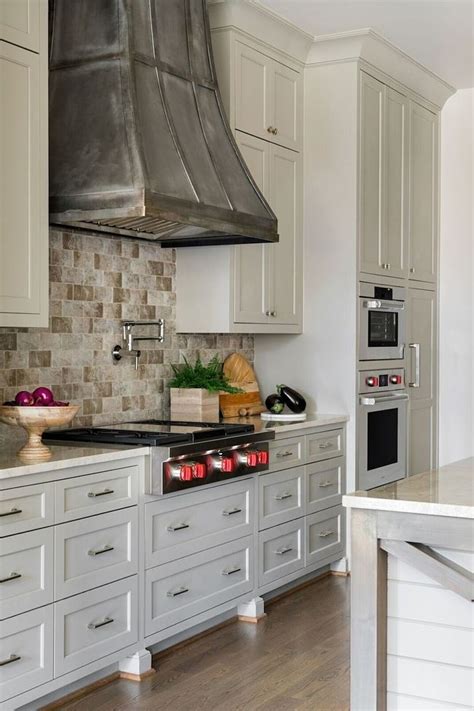 This Home Achieves That Covetable Farmhouse Hgtv Look Kitchen Design