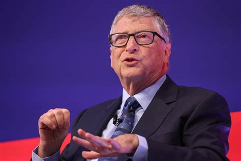 Bill Gates Sells 940 Million Of Cn Rail Cnr Stock Trimming Stake To