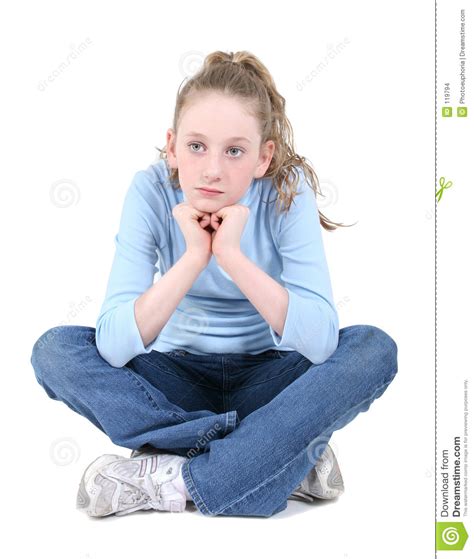 Pensamento De Assento Da Menina Adolescente Bonita Sobre O Branco Foto De Stock Imagem De