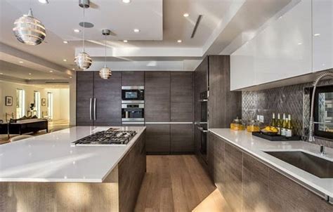 Sus paredes son principalmente monocromáticas. Casas modernas 2018 - 2019 | Fotos e ideas de casas modernas