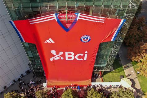 Ariqueños Firmarán Camiseta Gigante De La Selección Chilena