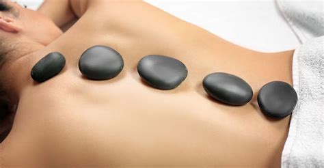 Babe Known Health Benefits Of Hot Stone Therapy Parentcircle