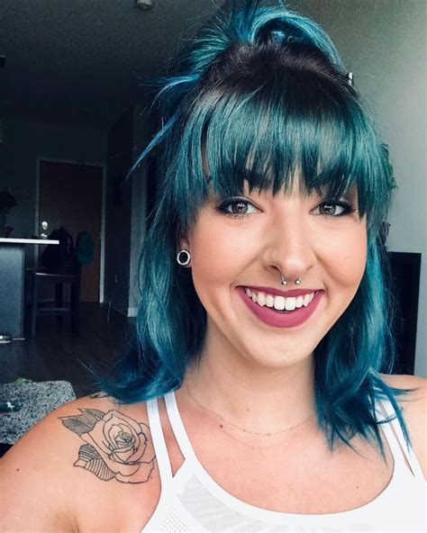 Blue Hair Don’t Care 🧜🏼‍♀️💙💎🥶🦋 Turquoisehair Tealhair Aquahair Bangs