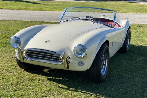 Ac Cars Wires The Original Cobra Into An All Electric Roadster