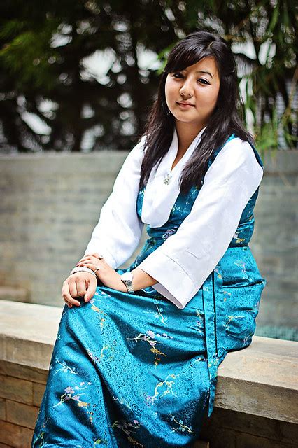 Bakhu Kho Ethnic Dress Of Tibet Model Prasanna Lama A Flickr