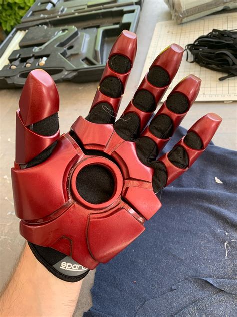 Because the muscles in that arm were never really used before, it will take a little time before he'll be. Iron Man glove/gauntlet/hand build - 3D Print | RPF ...
