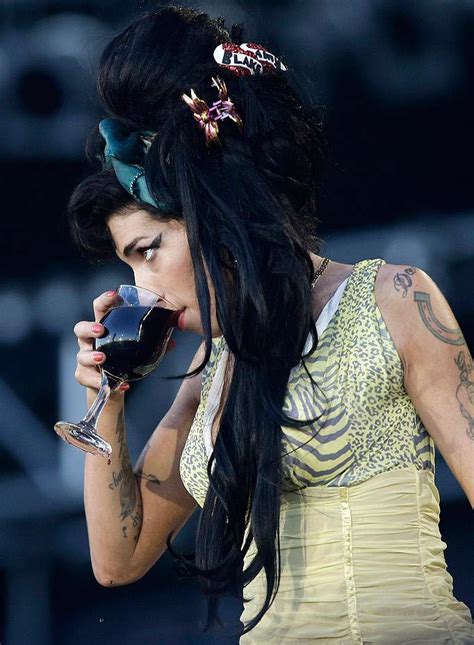 British Star Amy Winehouse On Stage In Madrid In 2008 Amy Winehouse