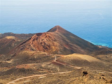 Route Of The Volcanoes La Palma Tour