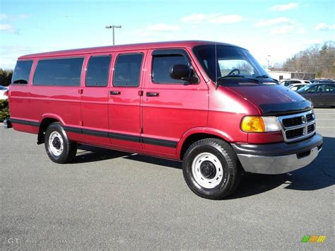 2000 Medium Red Metallic Dodge Ram Van 3500 Passenger 40571478 Photo