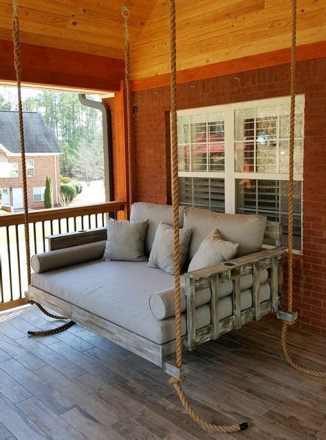 40 Dreamy Porch Swing Bed Ideas To Get Comfort In Relaxing Page 34