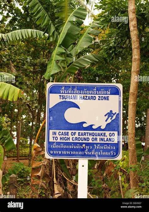 Tsunami-Warnung-Zeichen auf der Insel Ko Lanta, Andamanensee, Krabi