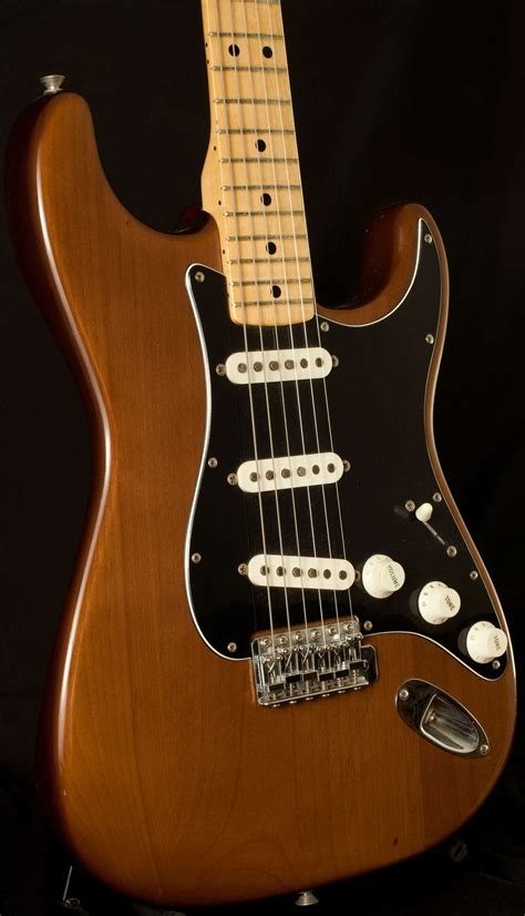 Fender Stratocaster 1975 Mocha Brown Gitarren Total