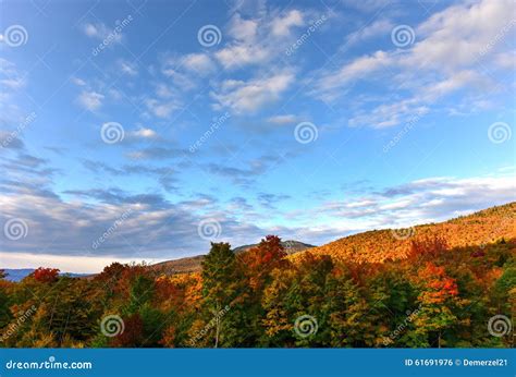 Fall Foliage Vermont Stock Photo Image Of Peak Vermont 61691976