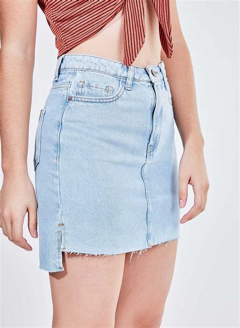 Saia Vintage Em Jeans Com Barra Desfiada Youcom Vem Cá Conferir Suas Peças Favoritas
