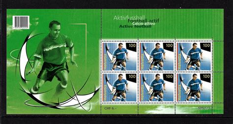 Hol dir das transparente schweiz fußballspieler cartoon symbol für. Schweiz: 2008, Kleinbogen Fußballspieler ...