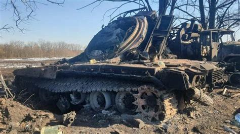 Единственный танк Т 80УМ 2 с активной защитой Дрозд был уничтожен ещё