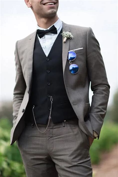 Tailored Smoking Grey Suit Men Groom Wedding Suits Slim Fit 3 Piece