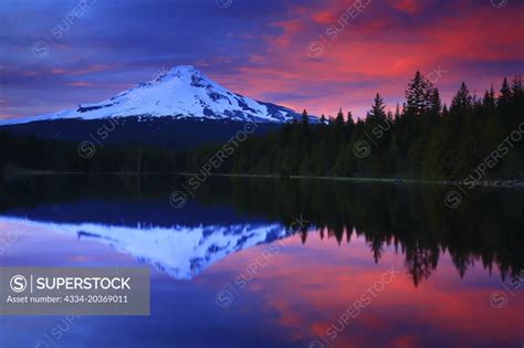 Sunset With Mt Hood Reflected In Trillium Lake In The Mt Hood National