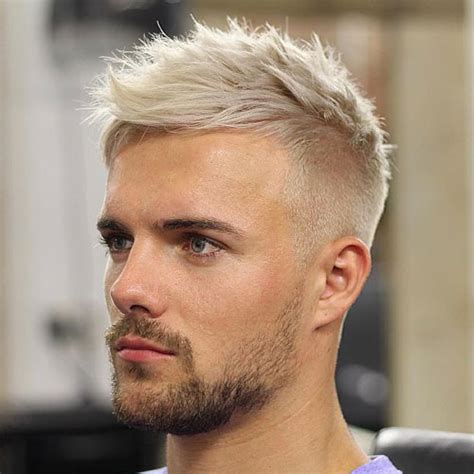 Two gq staffers decided to join the movement. 40 Best Blonde Hairstyles For Men (2020 Guide)