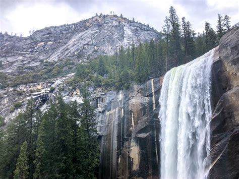 Tips For Hiking The Mist Trail At Yosemite Np The Weekend Jetsetter