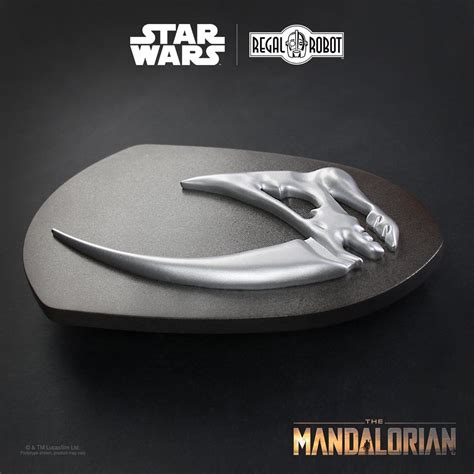 Star Wars The Mandalorian Mudhurn Signet 11 Inch Plaque Mandalorian